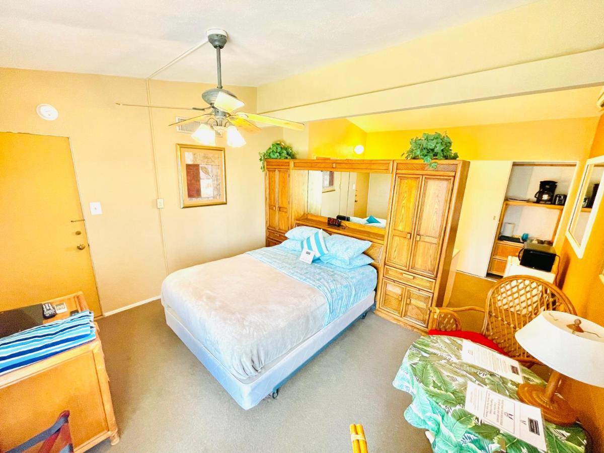 A Place In The Sun - Adults Only Big Units, 24h Heated Pool & In 1 Acre Park Prime Location, Dog Friendly, Midcentury Modern Boutique 4*