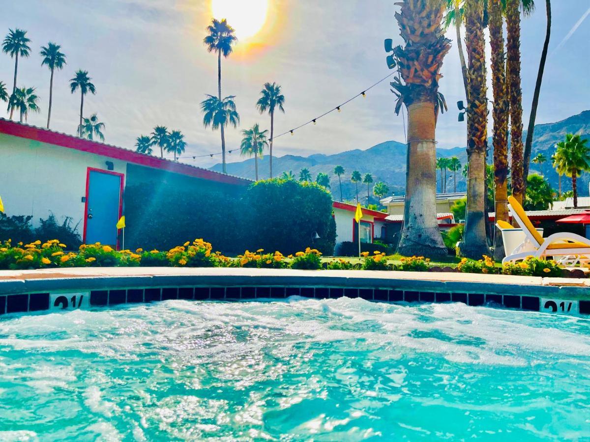 A Place In The Sun - Adults Only Big Units, 24h Heated Pool & In 1 Acre Park Prime Location, Dog Friendly, Midcentury Modern Boutique Hotel Palm Springs