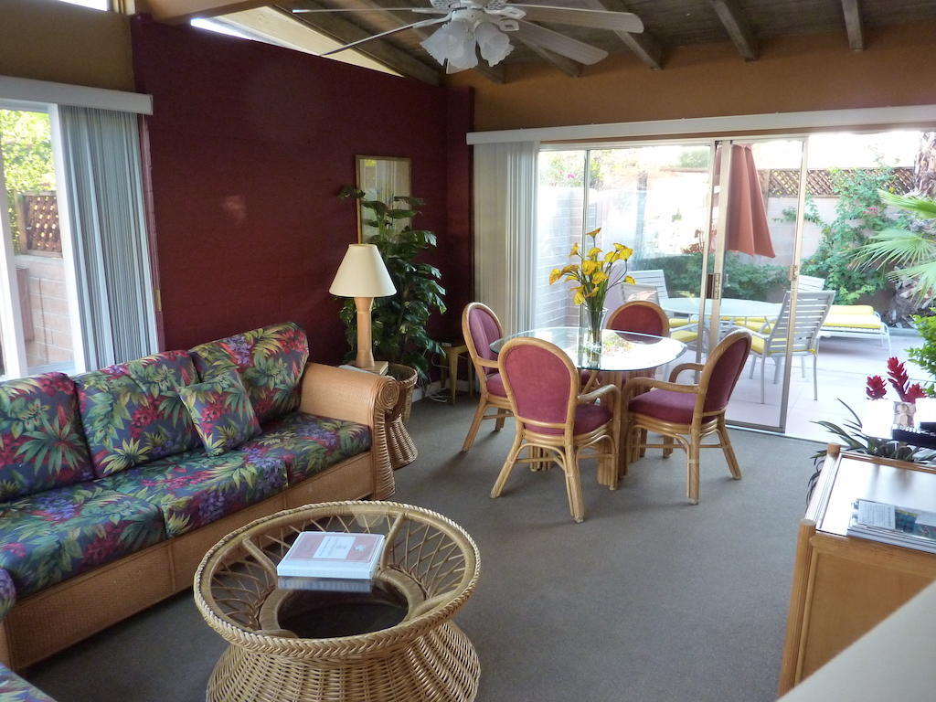 A Place In The Sun - Adults Only Big Units, 24h Heated Pool & In 1 Acre Park Prime Location, Dog Friendly, Midcentury Modern Boutique