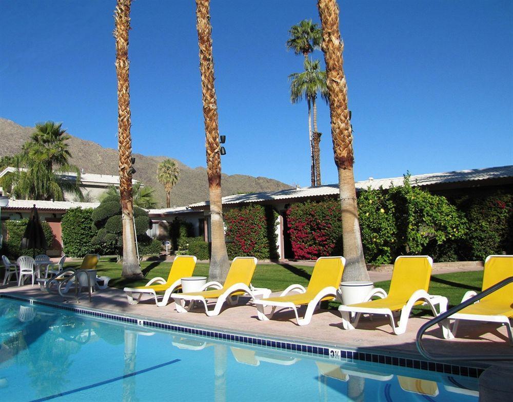 A Place In The Sun - Adults Only Big Units, 24h Heated Pool & In 1 Acre Park Prime Location, Dog Friendly, Midcentury Modern Boutique 4*